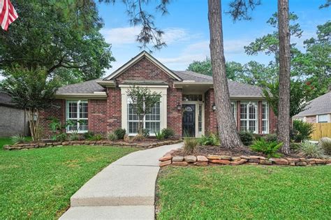 Walden on Lake Houston, Humble real estate